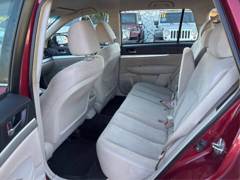 2013 Subaru Outback 2.5i