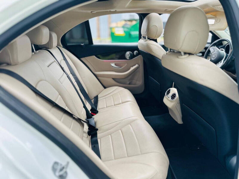 2020 Mercedes-Benz C-Class C 300