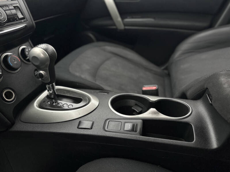 2013 Nissan Rogue S