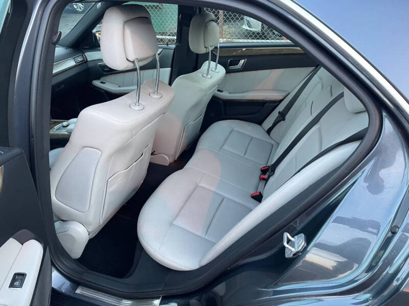 2011 Mercedes-Benz E-Class