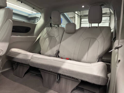 2020 Chrysler Pacifica Touring L Plus