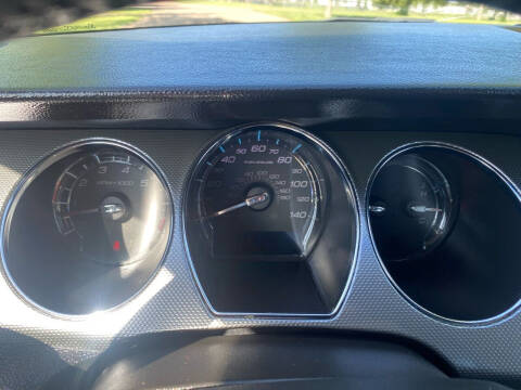 2011 Ford Taurus SEL