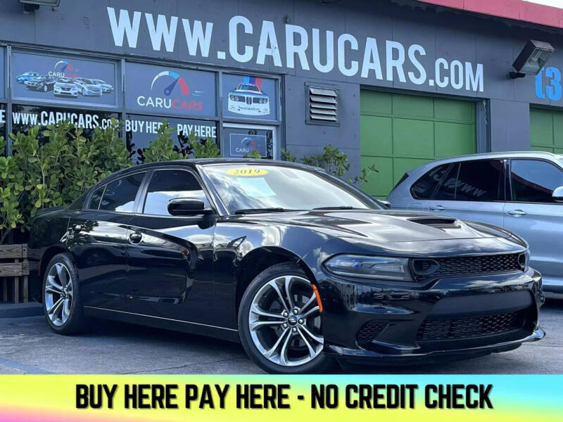 2019 Dodge Charger for sale at CARUCARS LLC in Miami FL