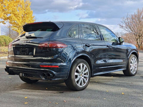 2016 Porsche Cayenne S