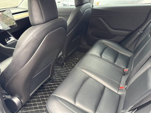 2019 Tesla Model 3 Standard Range Plus