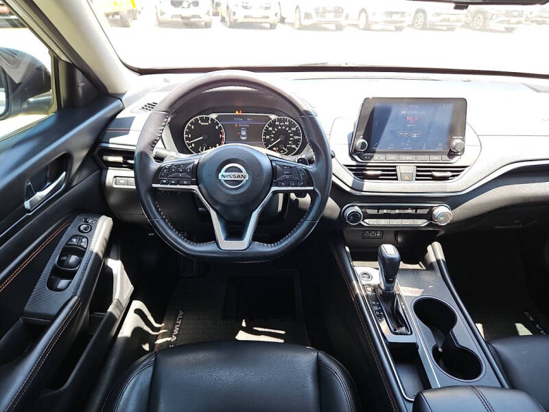2019 Nissan Altima 2.5 SR