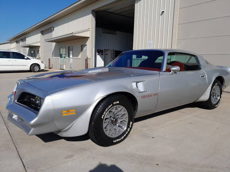 1977 Pontiac Trans Am for sale at Pederson's Classics in Sioux Falls SD