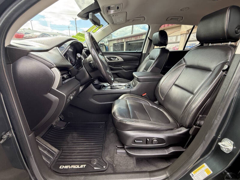 2020 Chevrolet Traverse LT Leather