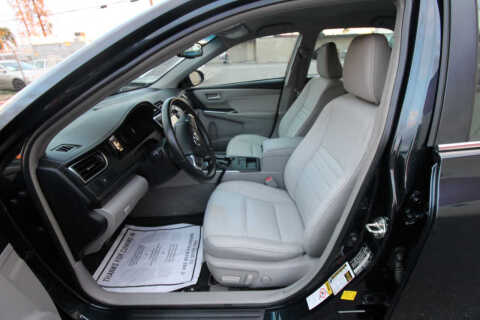 2016 Toyota Camry Hybrid