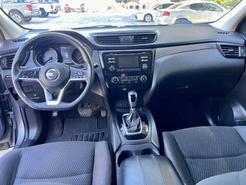 2017 Nissan Rogue Sport S