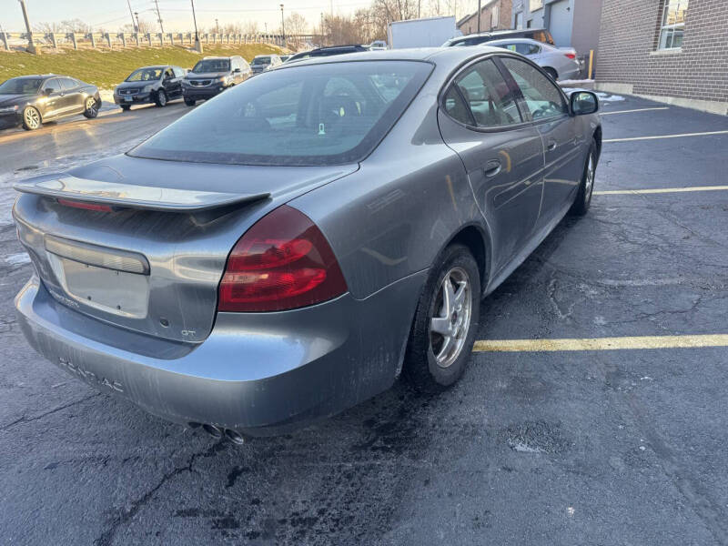 2004 Pontiac Grand Prix GT2