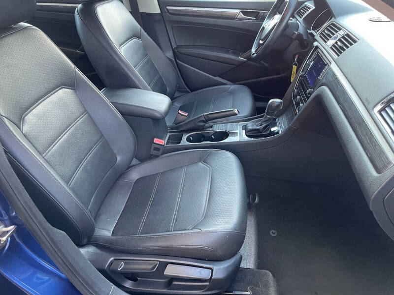 2016 Volkswagen Passat 1.8T SE