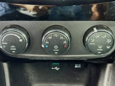 2013 Chrysler 200 Limited