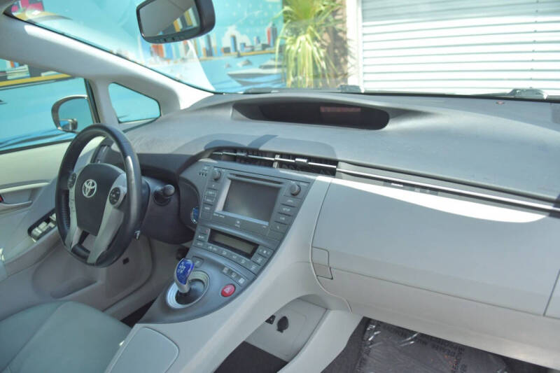 2012 Toyota Prius Three