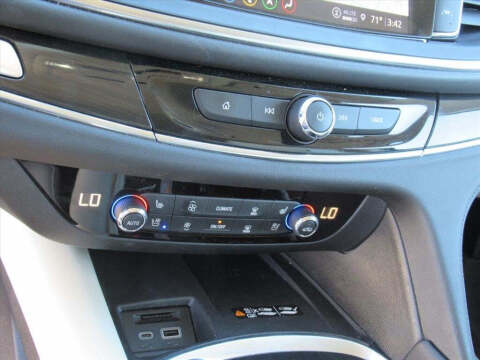 2023 Buick Enclave Premium