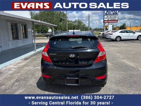 2013 Hyundai Accent SE