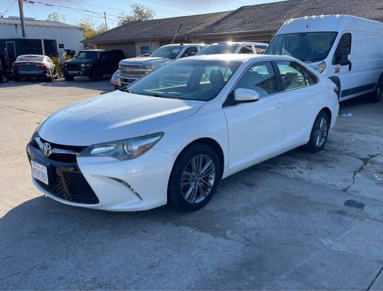 2016 Toyota Camry SE