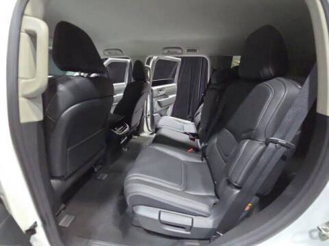 2025 Nissan Armada SV