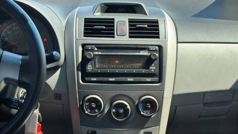 2012 Toyota Corolla LE