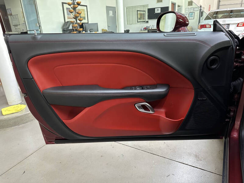 2020 Dodge Challenger