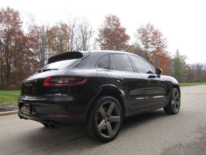 2016 Porsche Macan Turbo