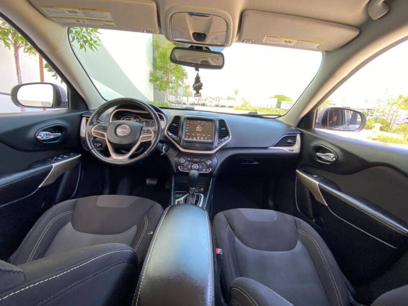 2017 Jeep Cherokee Latitude