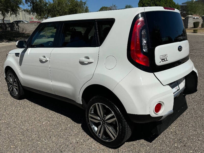 2018 Kia Soul +