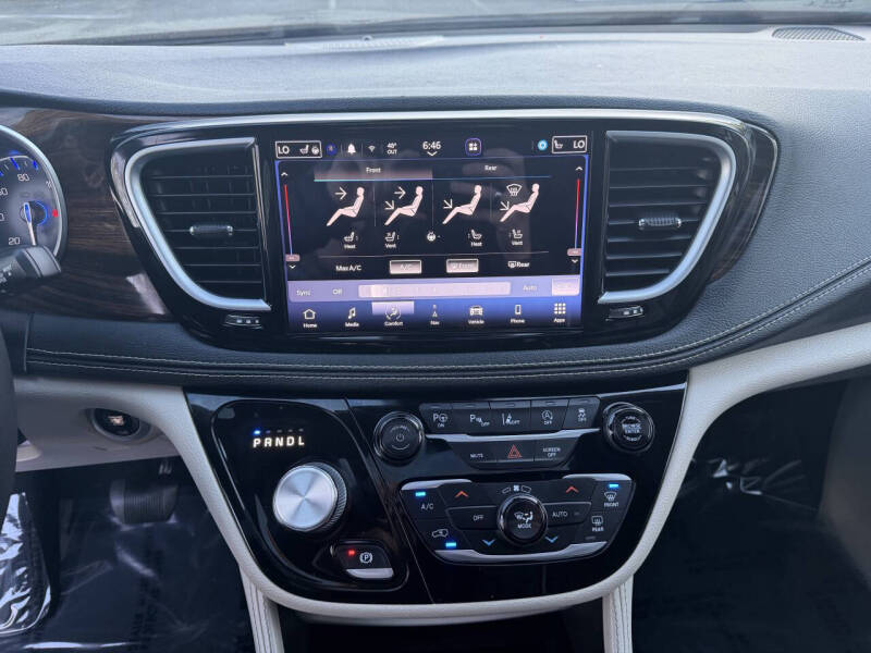 2022 Chrysler Pacifica Limited