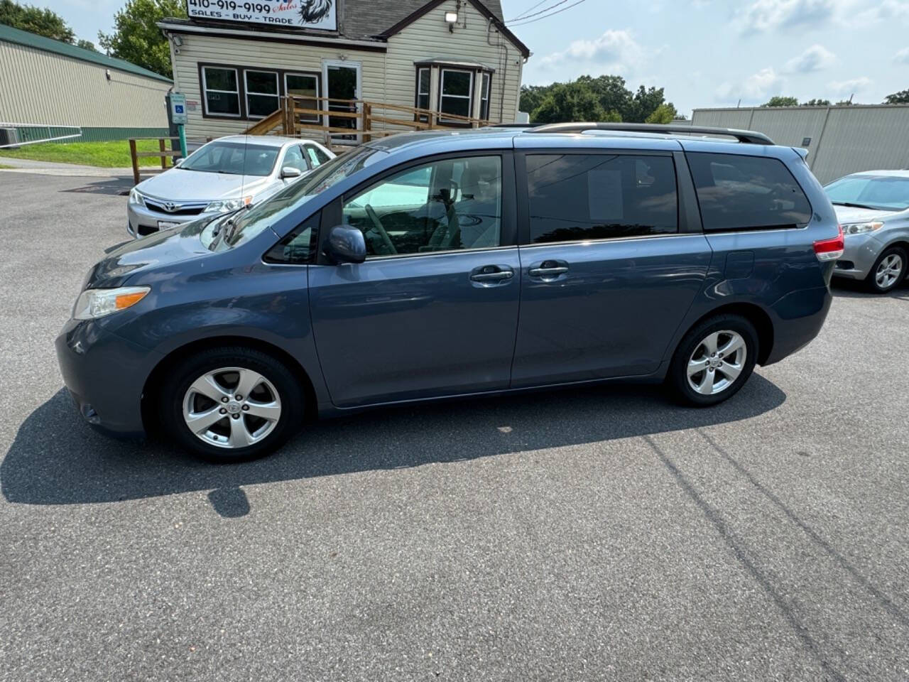 2013 Toyota Sienna for sale at Singh's Auto Sales in Jessup, MD