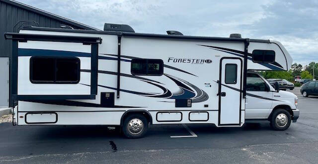2021 FORESTER LE 2551DSC Class C 2551 DSC