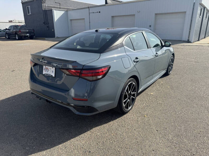 2025 Nissan Sentra SR