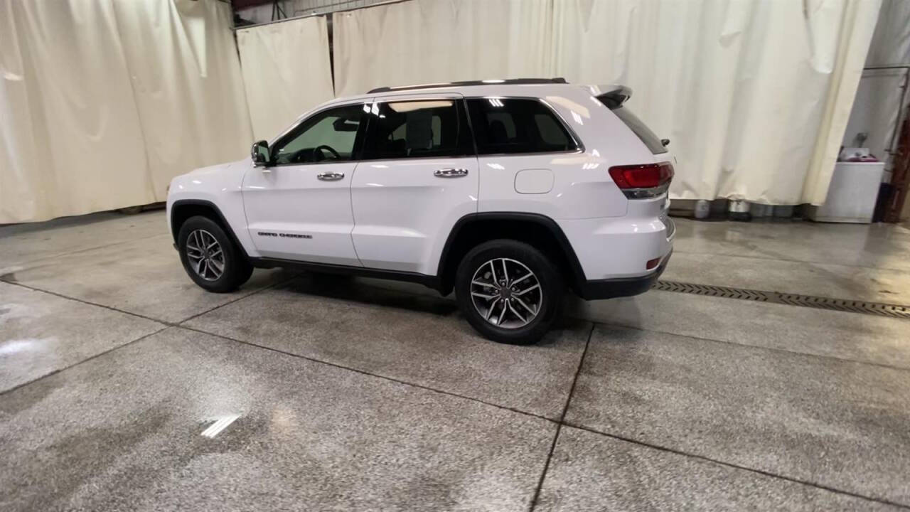 2021 Jeep Grand Cherokee for sale at Victoria Auto Sales in Victoria, MN