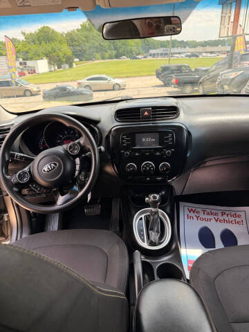 2016 Kia Soul +