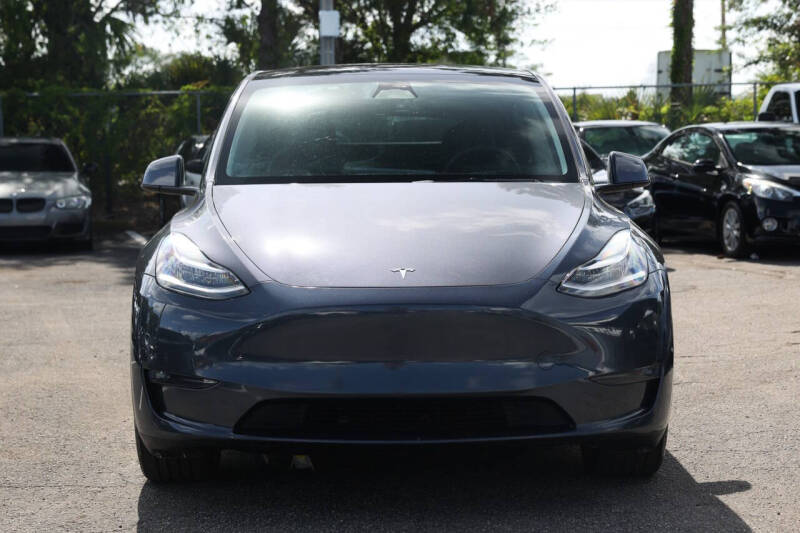2023 Tesla Model Y Long Range
