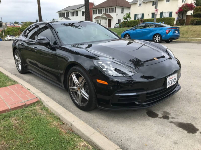 2018 Porsche Panamera 4