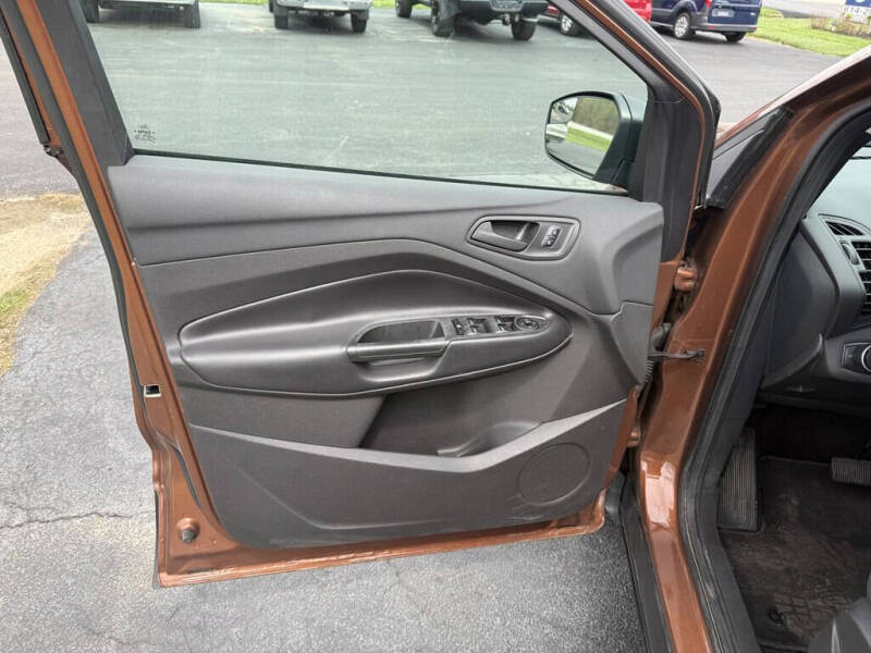 2017 Ford Escape S