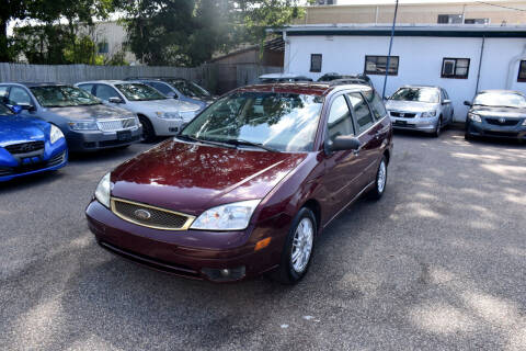 2006 Ford Focus for sale at Wheel Deal Auto Sales LLC in Norfolk VA