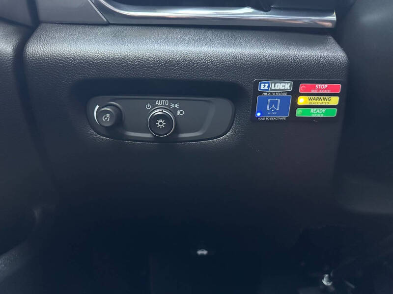 2022 Chevrolet Traverse LT Leather