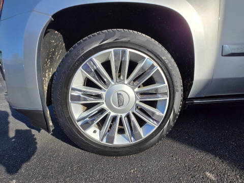 2016 Cadillac Escalade Platinum