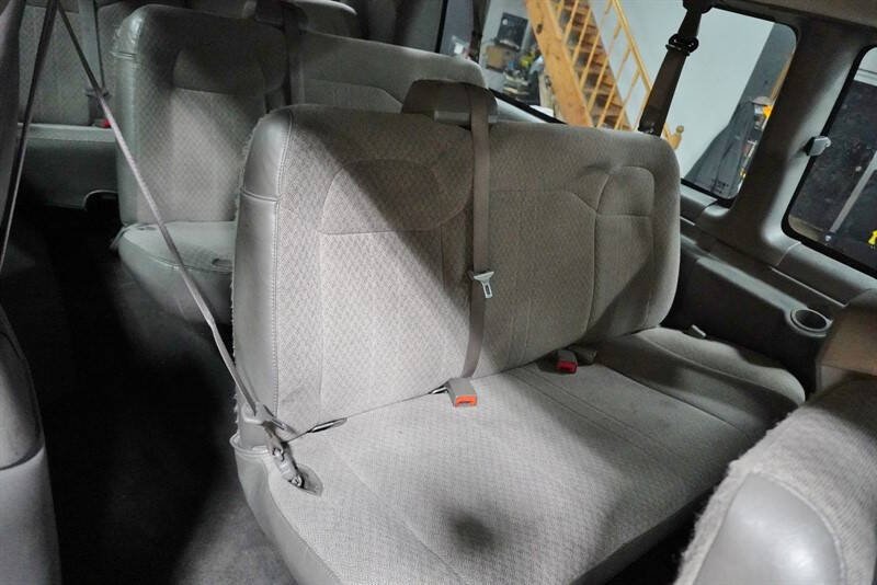 2017 Chevrolet Express LT 3500