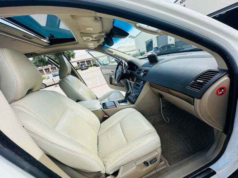 2011 Volvo XC90 3.2