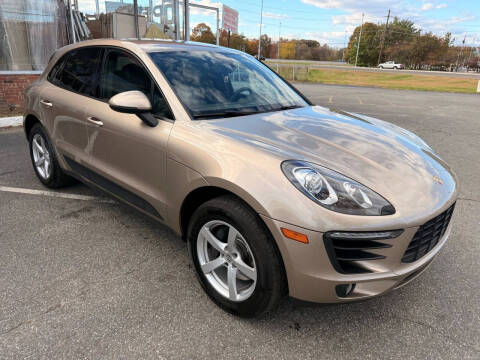 2017 Porsche Macan