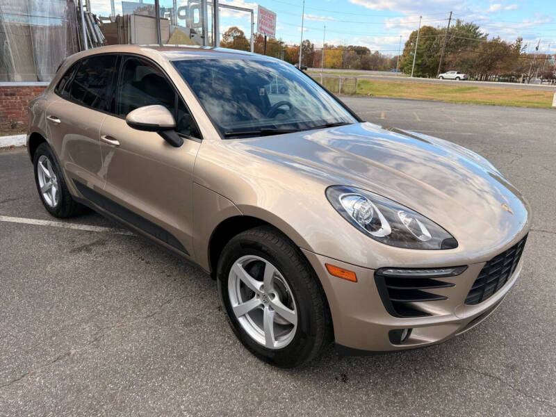 2017 Porsche Macan