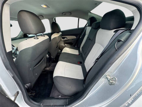 2011 Chevrolet Cruze LS