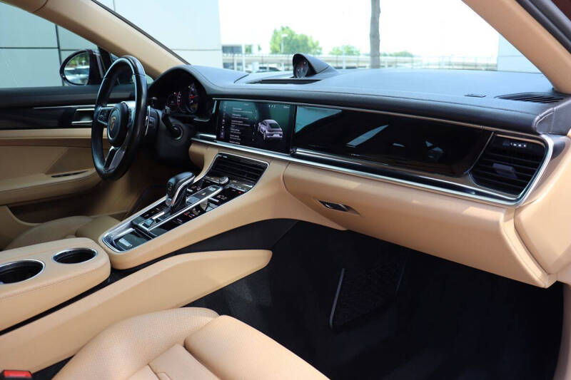 2018 Porsche Panamera 4S