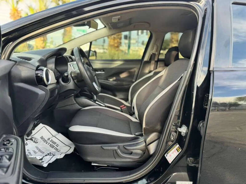 2021 Nissan Versa SV