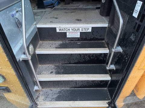 2011 IC Bus CE Series