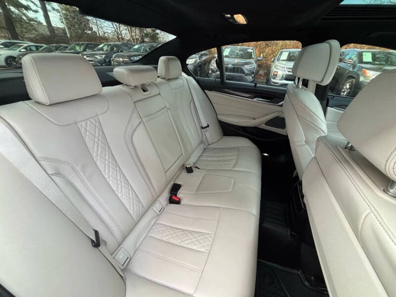 2019 BMW 5 Series 540i