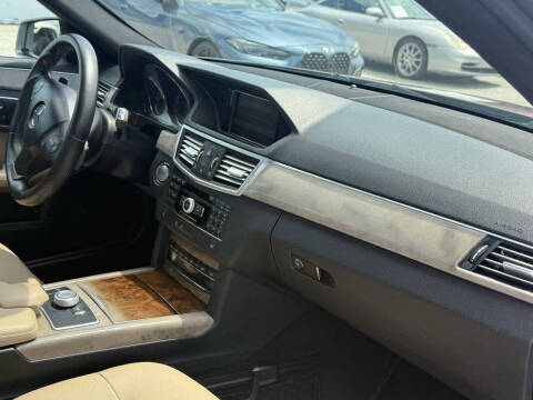 2010 Mercedes-Benz E-Class