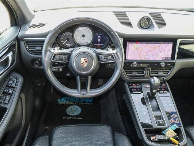 2023 Porsche Macan S